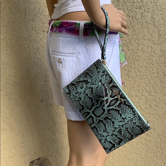 MICHAEL KORS JET SET TRAVEL XL ZIP CLUTCH WRISTLET - Picture 10 of 16